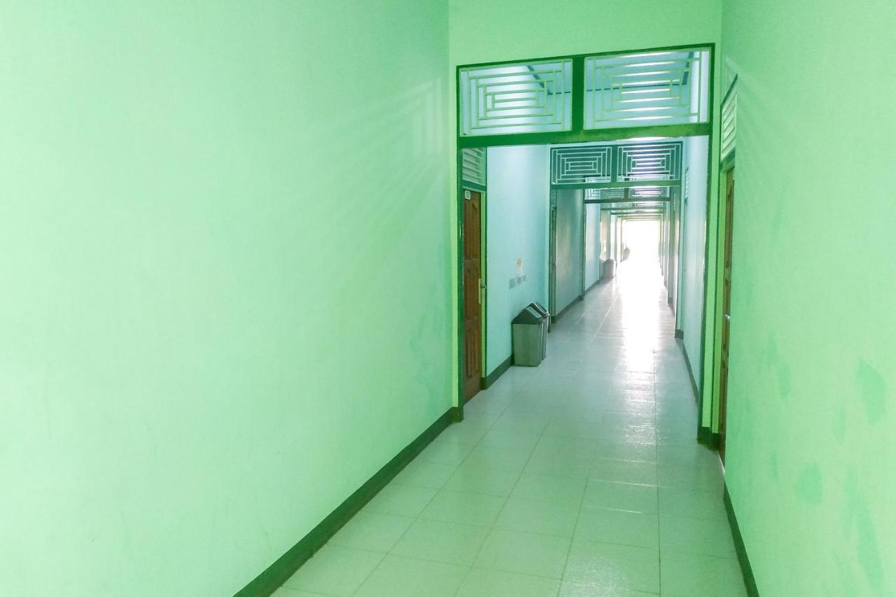 OYO 3098 Hotel Sahabat Baru Singkawang Exterior foto
